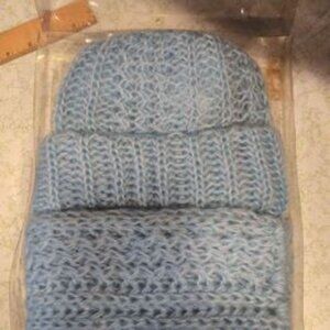 BNIB Vintage Light Blue Hat and Scarf OSFA